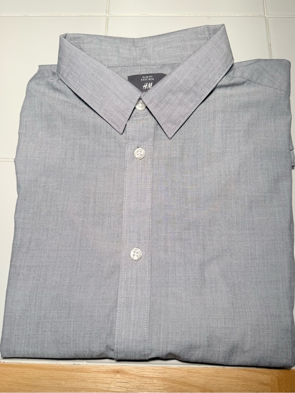 H&M Men's Light Gray Button Down Shirt Slim Fit Easy Iron + Free White shirt